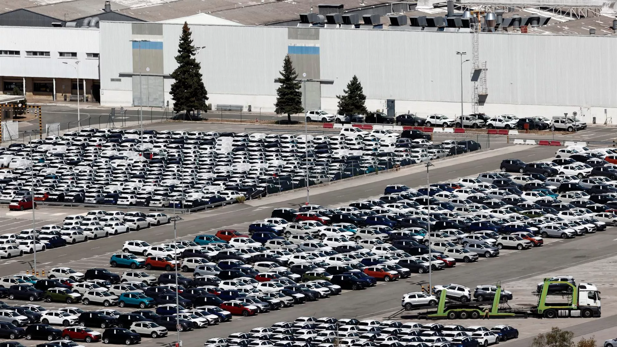 Vehículos en un concesionario / EFE