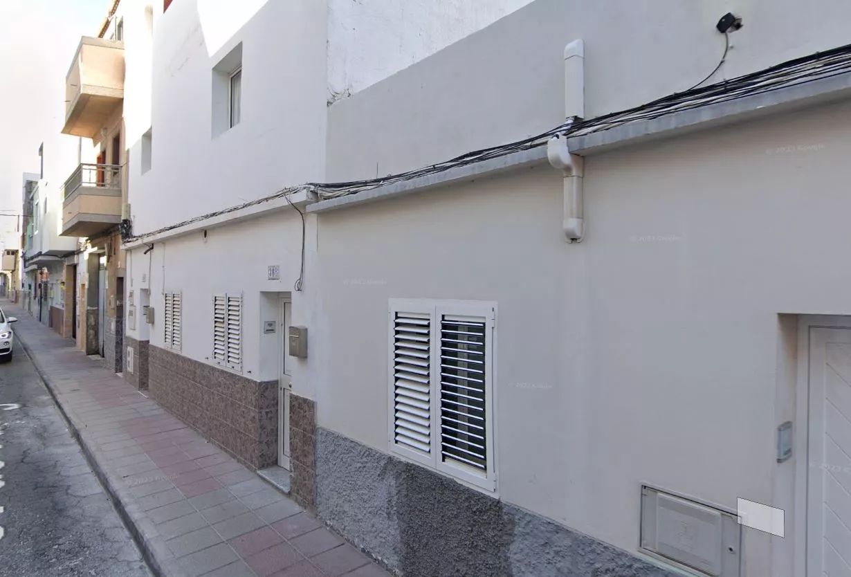 Sede social de ABS-Betasa Canaria Promociones y Construcciones, una de las empresas que entraron en concurso en octubre / AH