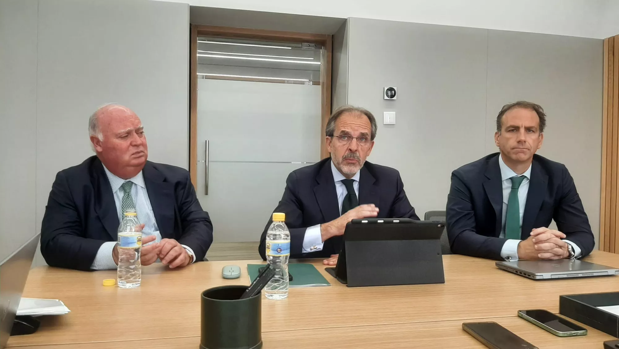 José Luis Acea, Ángel Martínez Marañón y Javier Garralaga / ATLÁNTICO HOY