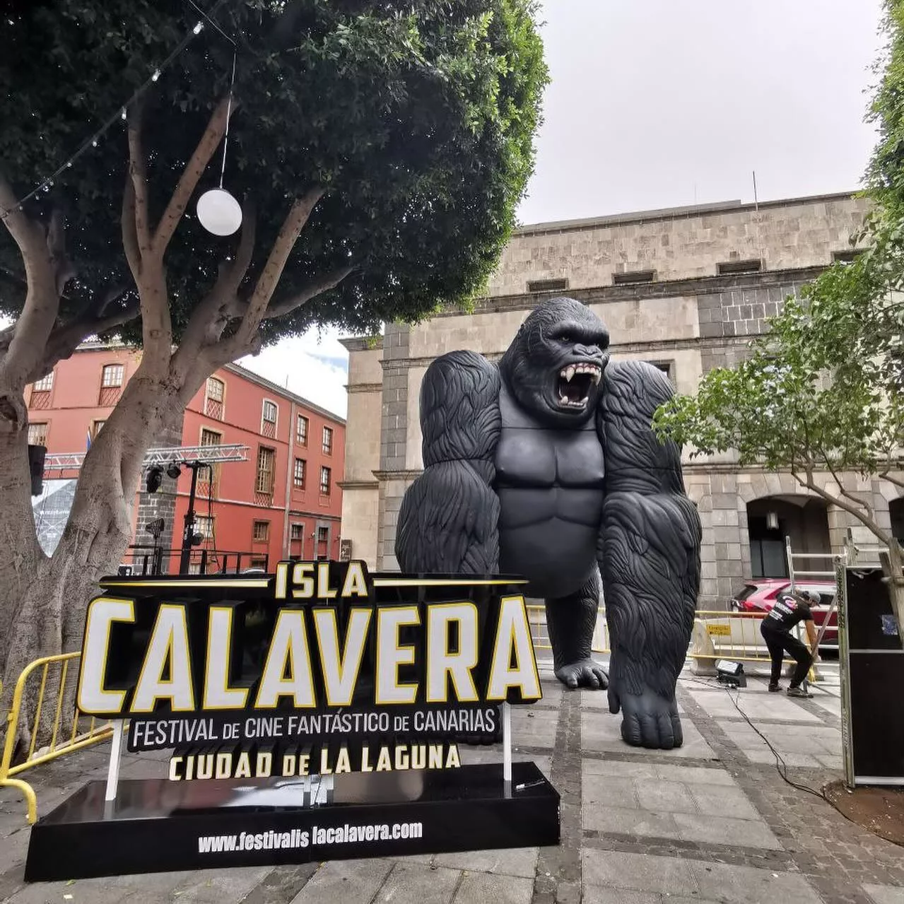 Festival Isla Calavera presenta un King Kong de cinco metros / FESTIVAL ISLA CALAVERA