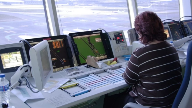 Imagen de una controladora aérea / USCA Imagen de una controladora aérea / USCA