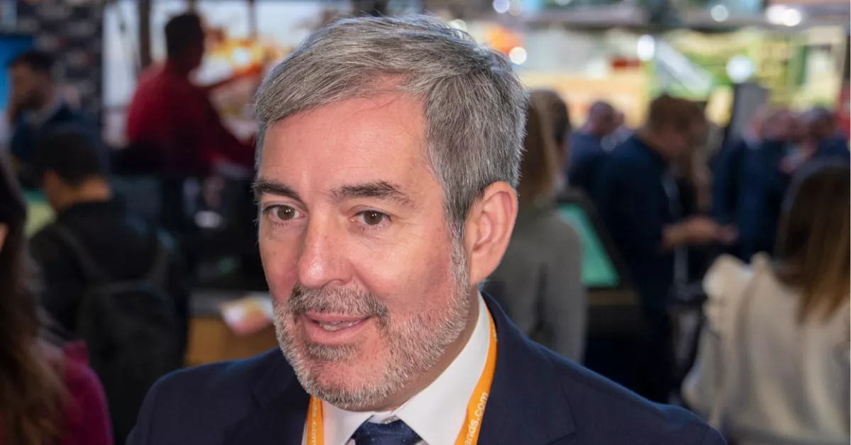 Fernando Clavijo atendiendo a los medios durante la World Travel Market. / NACHO GONZÁLEZ ORAMAS - CONSEJERÍA DE TURISMO