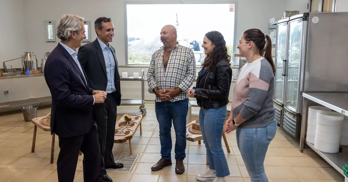 Acuerdo de colaboración entre Caixabank y Fecrovican / CAIXABANK