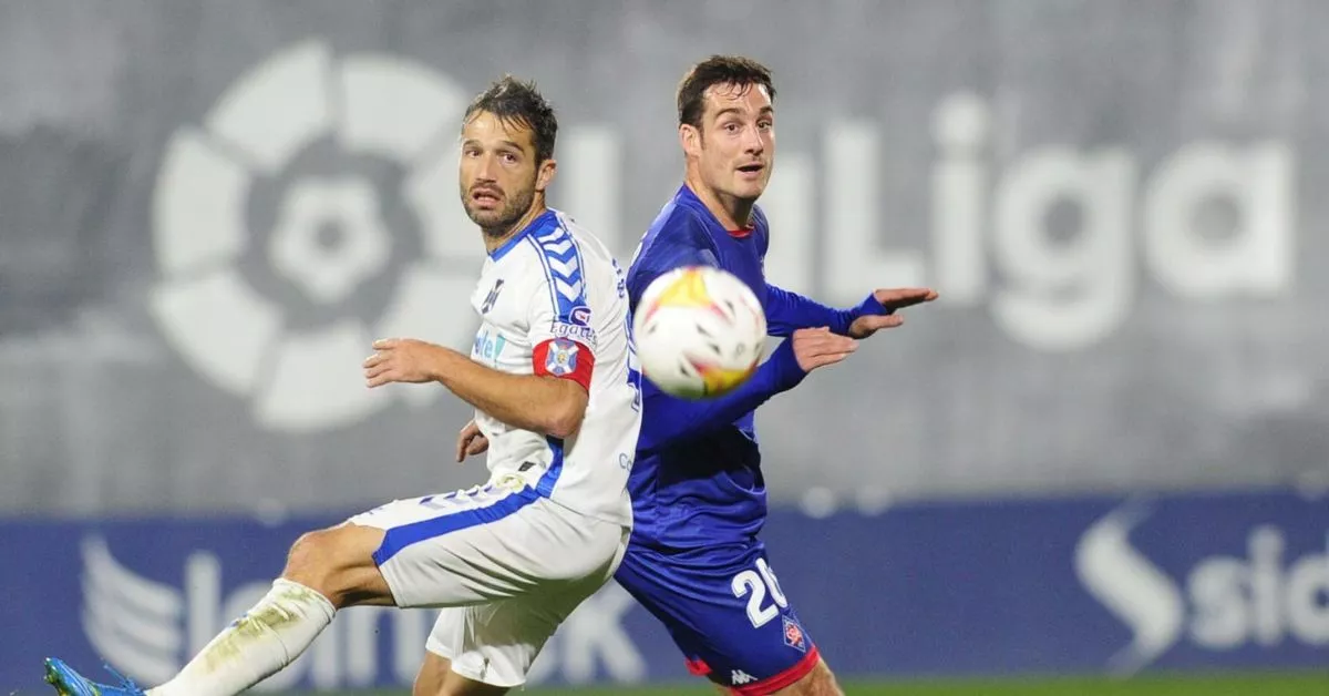 La única visita del Tenerife para enfrentarse al Amorebieta en Lezama se produjo hace dos temporadas, cuando los blanquiazules empataron 1-1 con goles de Gallego y Guruzeta./ LALIGA.