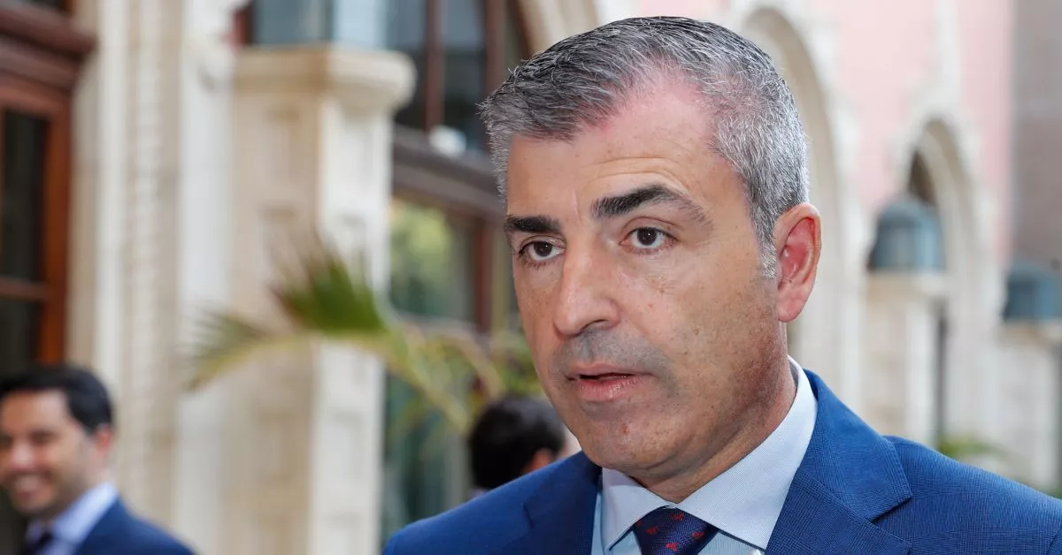 El vicepresidente y consejero de Economía del Gobierno de Canarias, Manuel Domínguez / EFE / ELVIRA URQUIJO