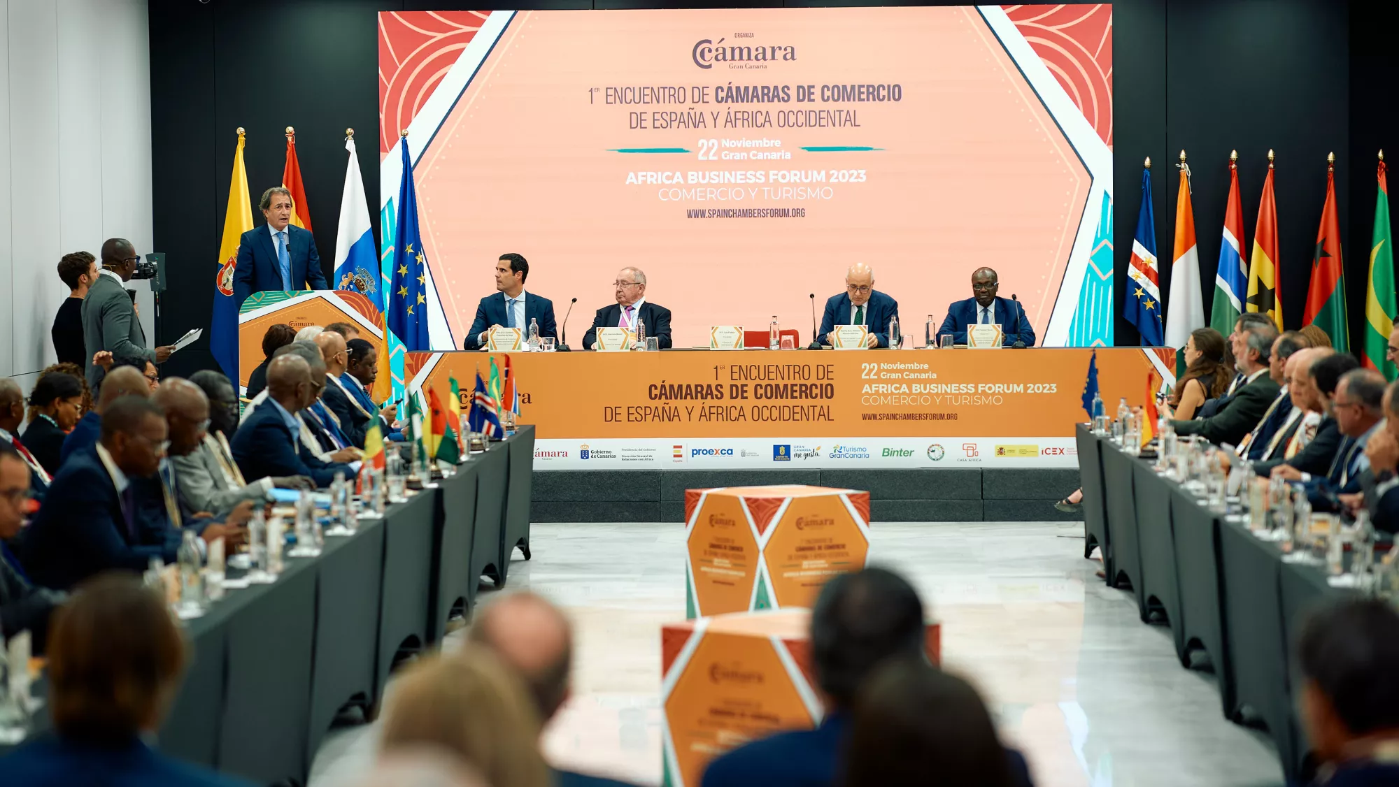 Inauguración del I Encuentro de Cámaras de Comercio de España y África Occidental / CÁMARA DE COMERCIO DE GRAN CANARIA Inauguración del I Encuentro de Cámaras de Comercio de España y África Occidental / CÁMARA DE COMERCIO DE GRAN CANARIA