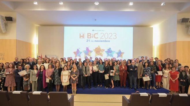 Foto de familia en la entrega del premio / GOBIERNO DE CANARIAS