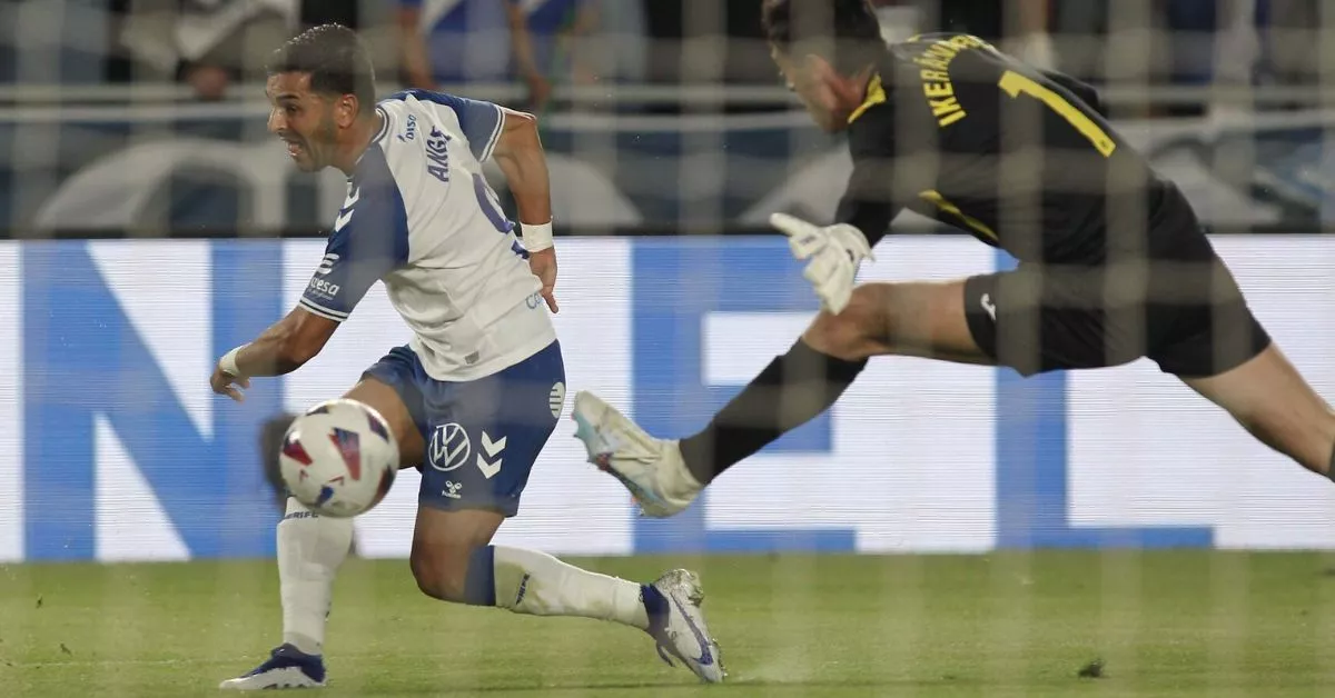 Ángel confía en la amplitud de la plantilla del Tenerife para que el equipo pueda sobreponerse a las lesiones./ LALIGA.