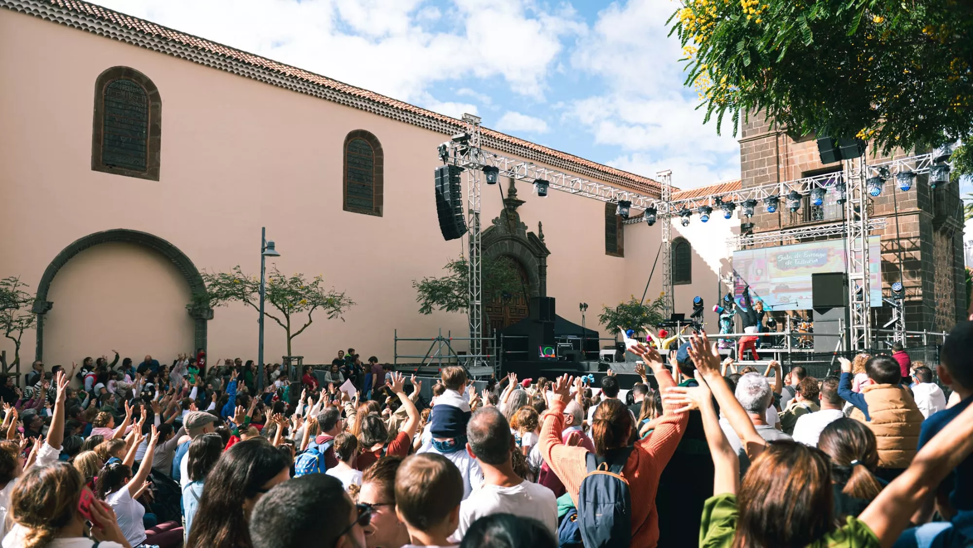 Noche en Blanco / AYUNTAMIENTO DE LA LAGUNA 