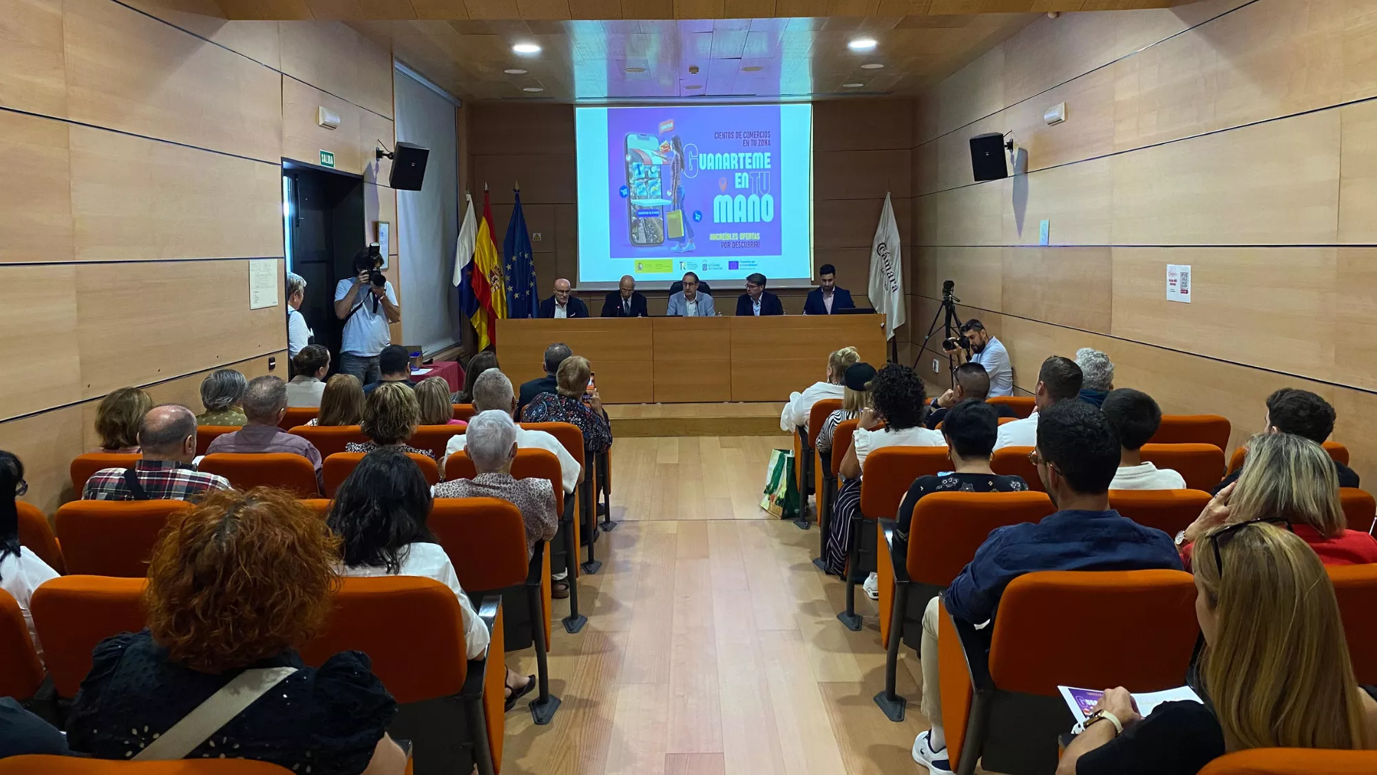 Presentación de la campaña 'Guanarteme en tu mano' / ATLÁNTICO HOY - IRENE CARTAYA