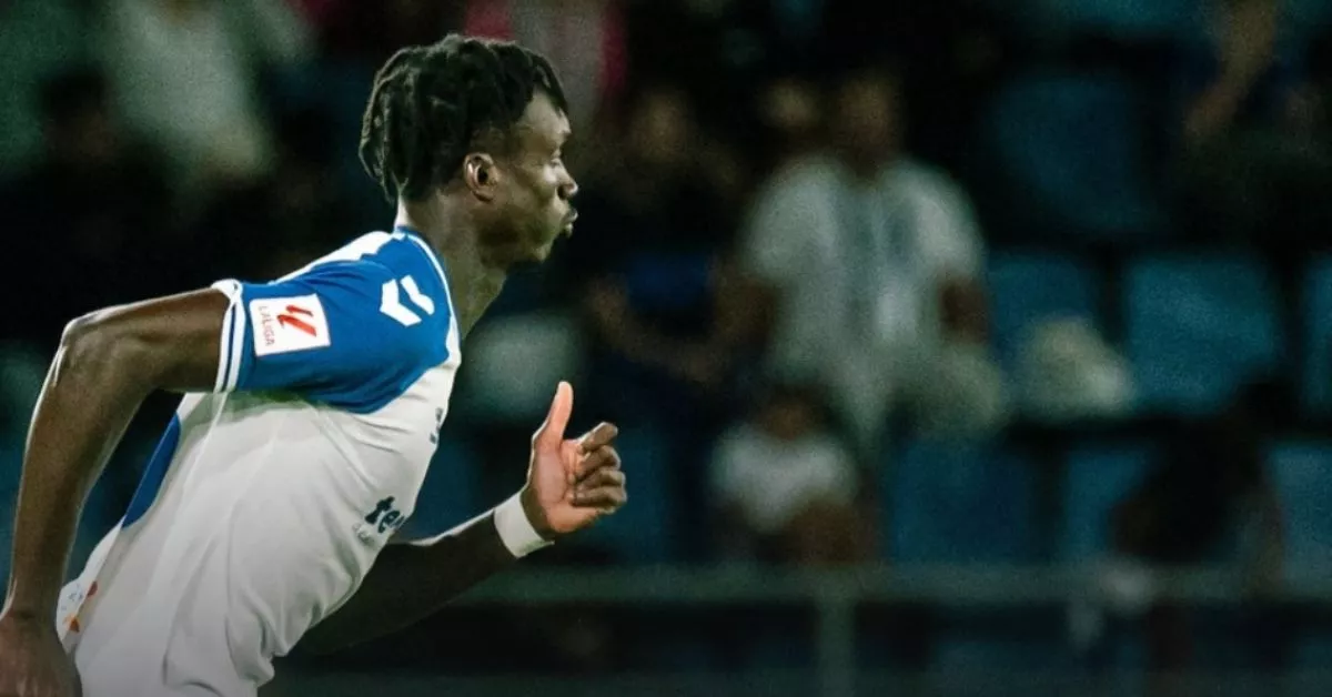 Salifo Caropitche debutó con el primer equipo del Tenerife en el minuto 81 ante el Cartagena y espera nuevas oportunidades en las que pueda estrenarse como goleador./ CDT