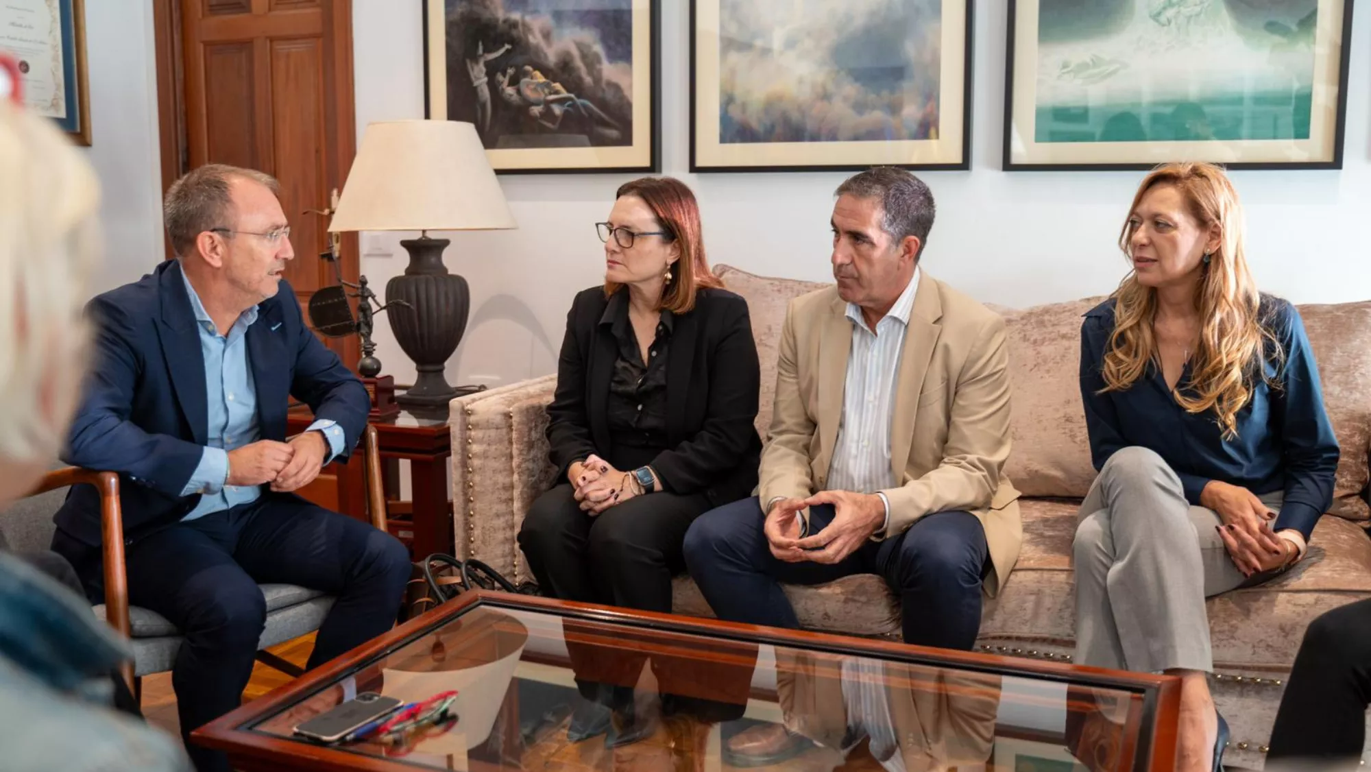 Reunión entre la consejería de Bienestar Social del Gobierno de Canarias y el Cabildo de Gran Canaria / GOBIERNO DE CANARIAS