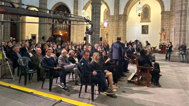 El interior de la Catedral durante la misa funeral / ATLÁNTICO HOY - MARCOS MORENO