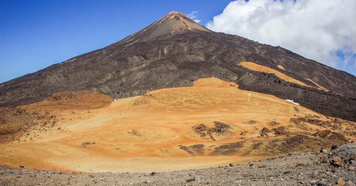 El pico del Teide visto desde la zona de Pico Viejo./ ARCHIVO
