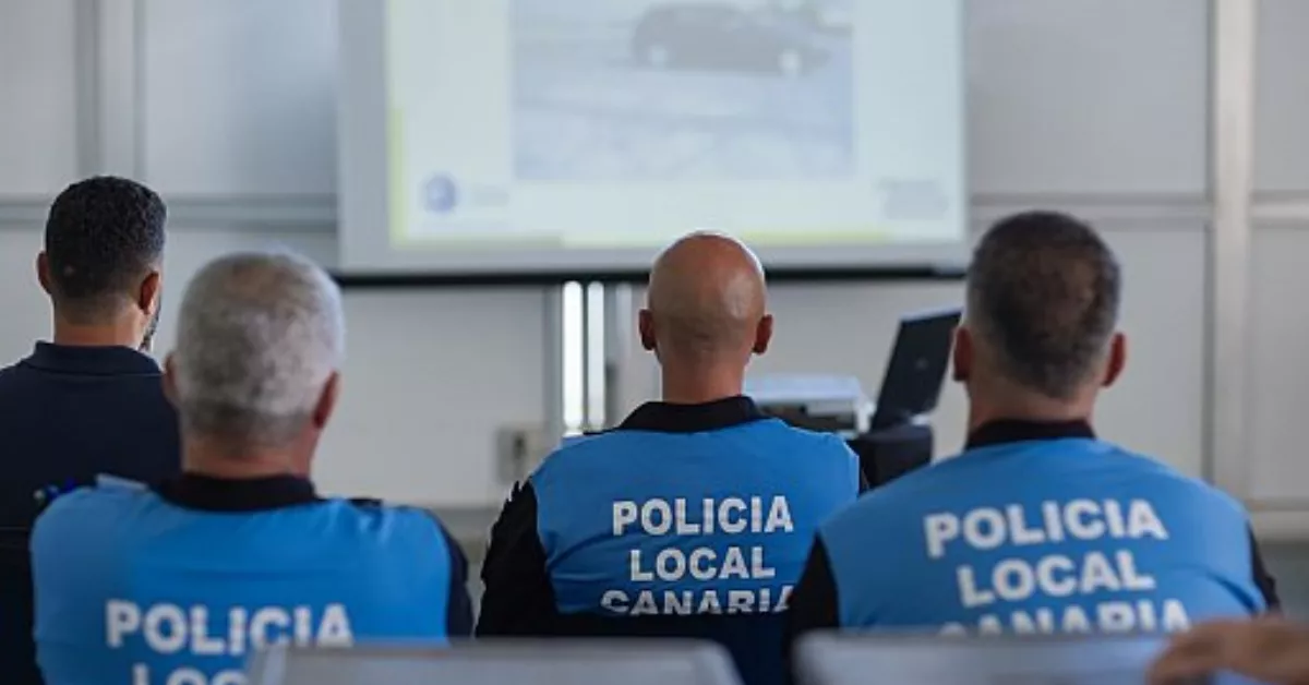 Policías locales de San Bartolomé de Tirajana durante un curso reciente / AYUNTAMIENTO DE SAN BARTOLOMÉ DE TIRAJANA 