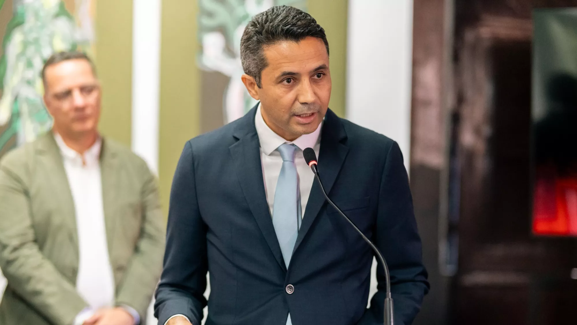 Una concejala socialista se va al grupo mixto y deja al BNR y PSOE y sin mayoría en Agaete. En la imagen, Jesús González, alcalde del municipio grancanario. / AYUNTAMIENTO DE AGAETE