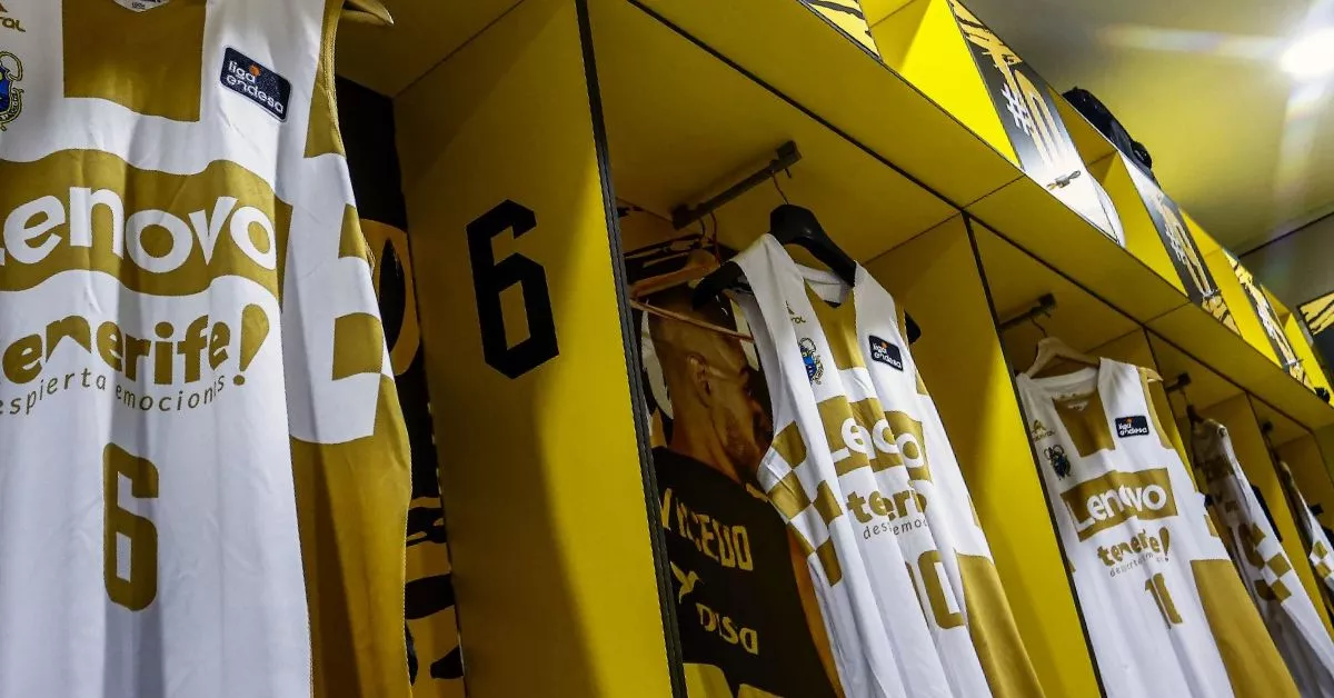 El encargado de material del CB Canarias desde julio de 2020 ha presentado una demanda para ser readmitido e indemnizado tras su despido el pasado mes de octubre./ CB CANARIAS.