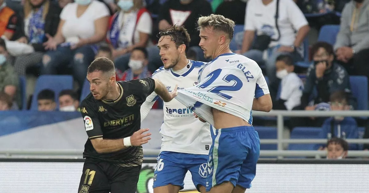 La última visita del Alcorcón al Heliodoro fue en en noviembre del 2021, en un partido donde los blanquiazules se impusieron por 1-0 con gol de Apeh./ CDT.