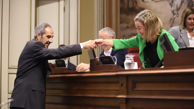 Rafael Nogales en el Parlamento de Canarias este martes. / CEDIDA