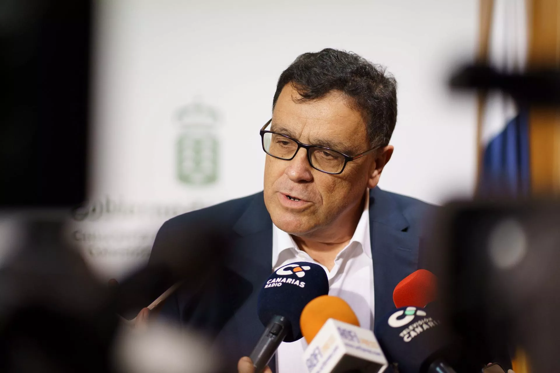 El consejero de Política Territorial del Gobierno de Canarias, Manuel Miranda. / EFE - RAMÓN DE LA ROCHA