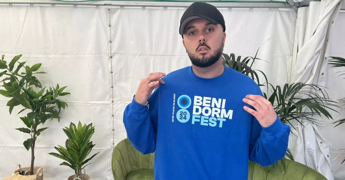 Dellacruz con vestimenta del Benidorm Fest / AH / BELA CABRERA