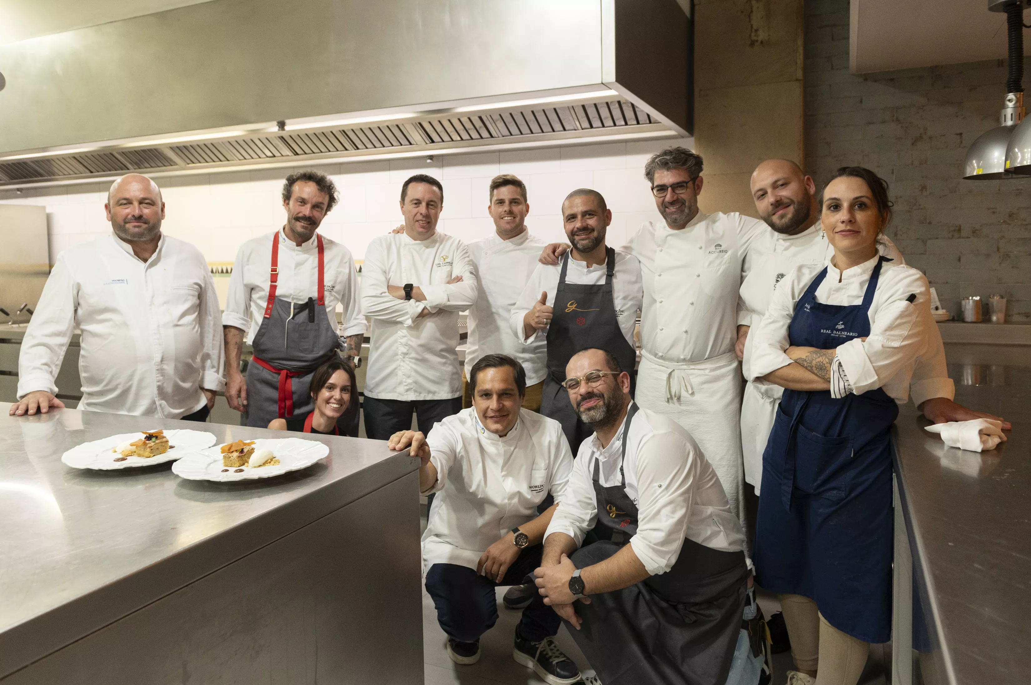 Grupo de cocineros durante la cena oficial en la Worlcanic 23 Lanzarote