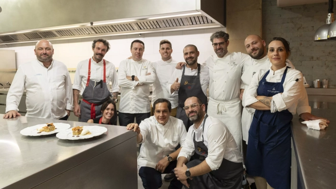 Grupo de cocineros durante la cena oficial en la Worlcanic 23 Lanzarote