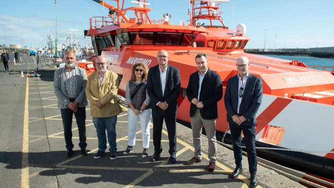 Presentación de la Guardamar Urania, el último barco de rescate incorporado a la flota de Salvamento / EFE - ADRIEL PERDOMO Presentación de la Guardamar Urania, el último barco de rescate incorporado a la flota de Salvamento / EFE - ADRIEL PERDOMO