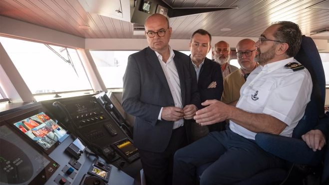 Presentación de la Guardamar Urania, el último barco de rescate incorporado a la flota de Salvamento / EFE - ADRIEL PERDOMO Presentación de la Guardamar Urania, el último barco de rescate incorporado a la flota de Salvamento / EFE - ADRIEL PERDOMO