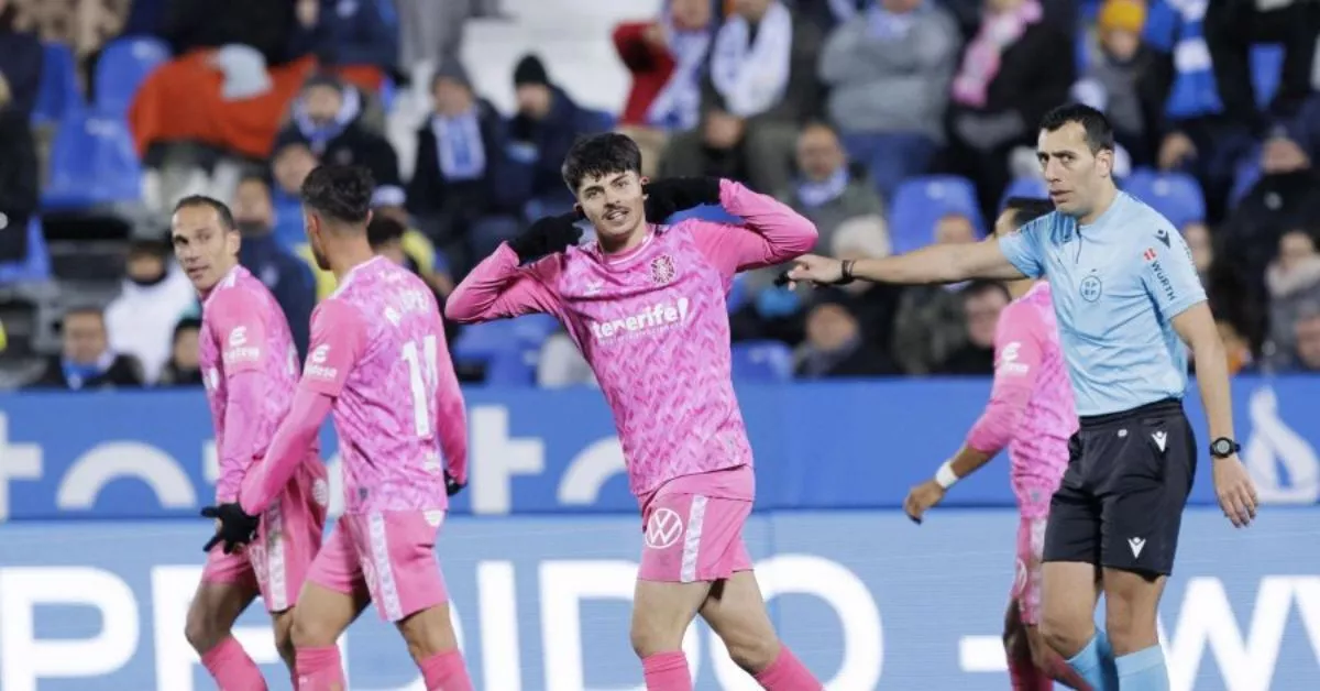 Teto abrió el marcador ante el Leganés con su segundo gol esta temporada en el empate 1-1 del Tenerife en Butarque./ LALIGA.