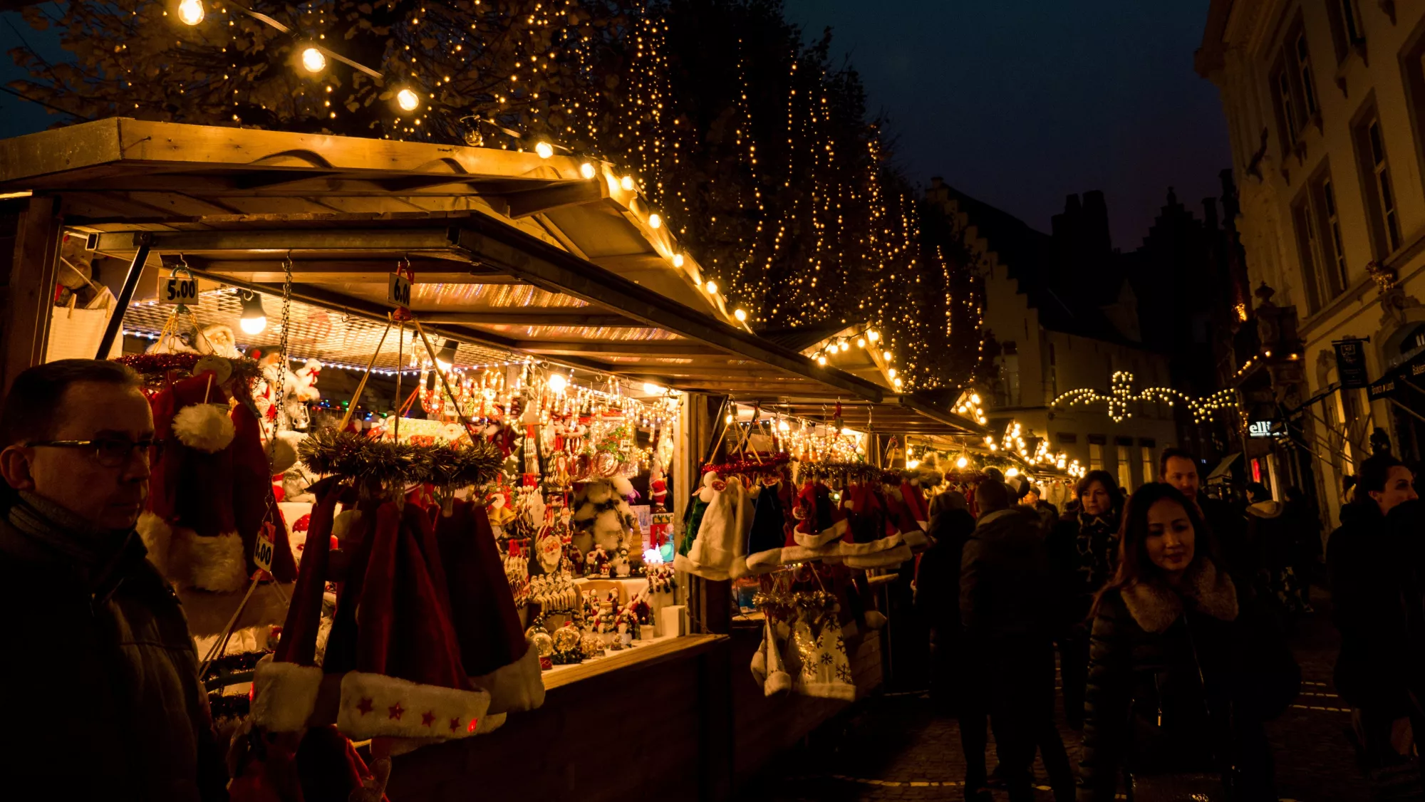 Mercadillo de navidad. UNSPLASH Mercadillo de navidad. UNSPLASH