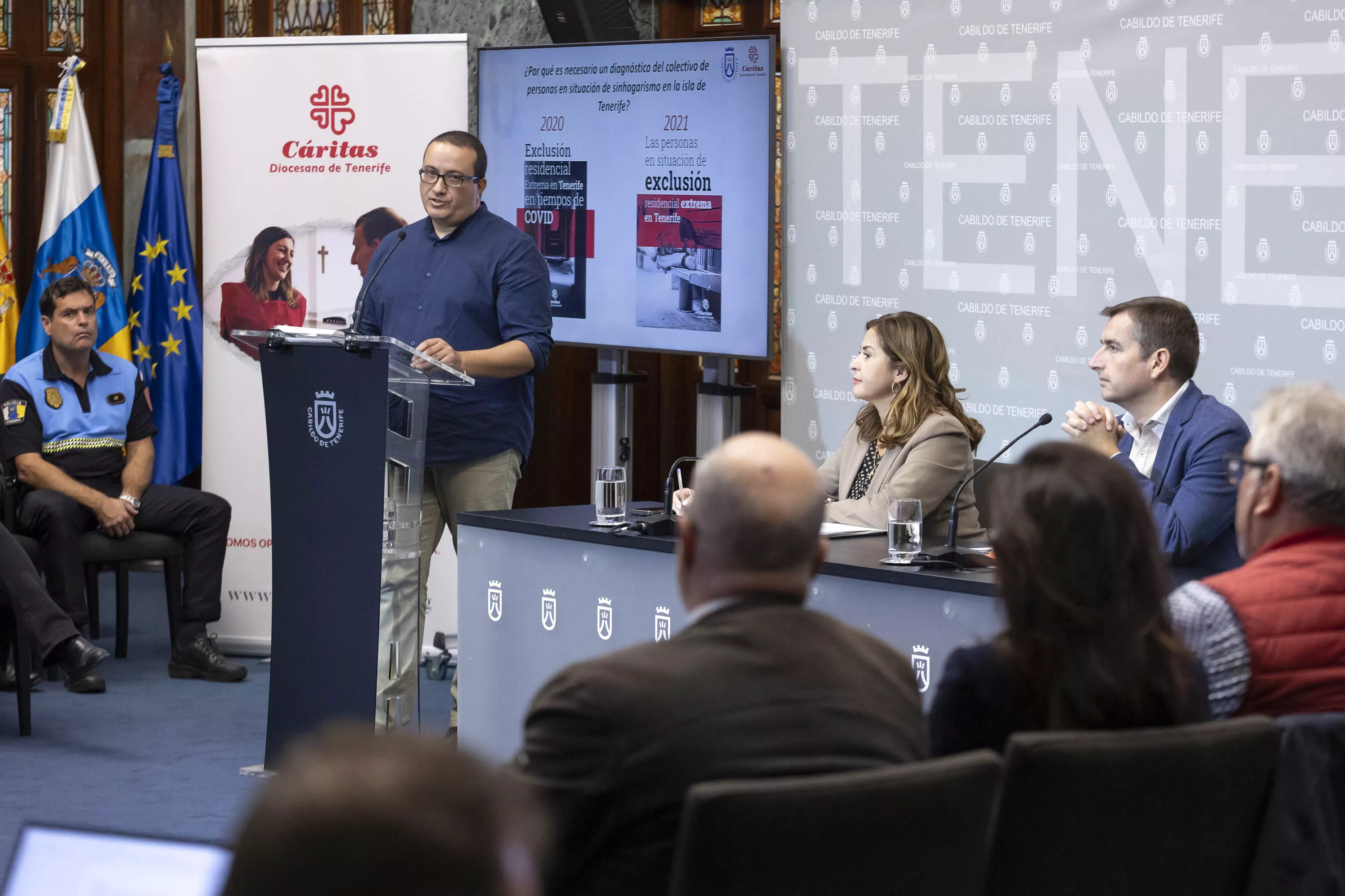 Presentación del informe sobre sinhogarismo en Tenerife de Cáritas. / MIGUEL BARRETO-EFE