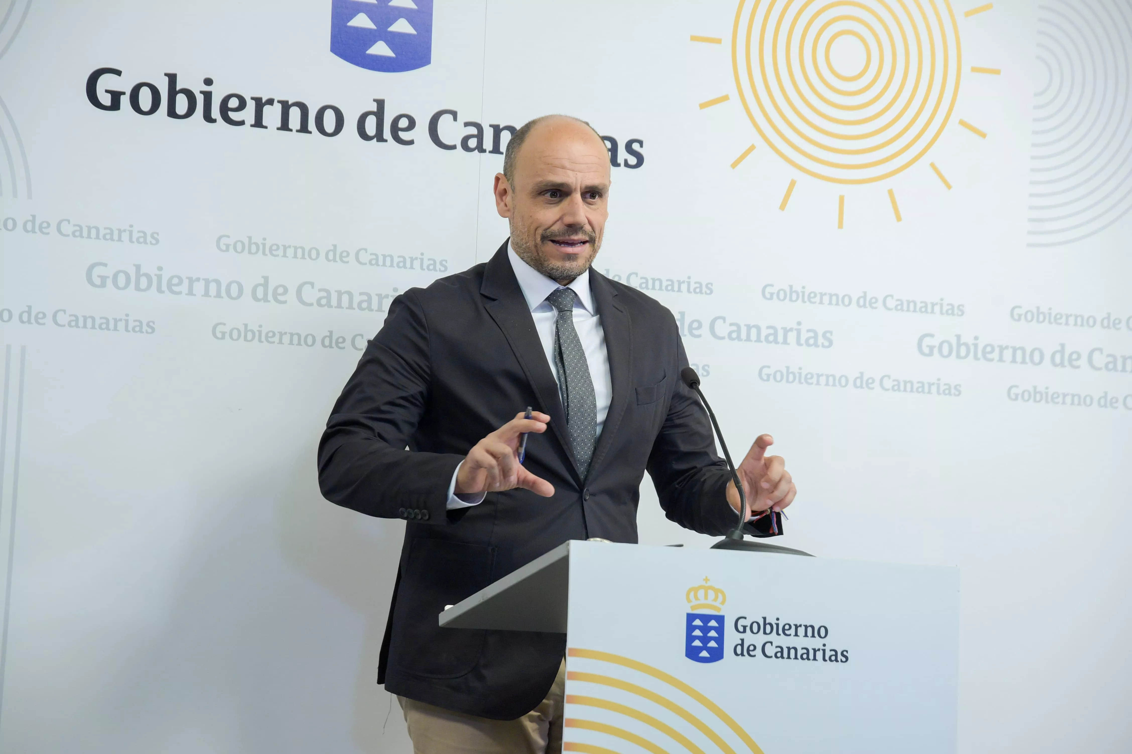 Alfonso Cabello, portavoz del Gobierno de Canarias, tras el Consejo de Gobierno / CEDIDA