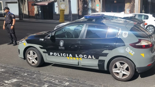 Los táser de la Policía Local de Las Palmas se quedan sin batería / ATLÁNTICO HOY