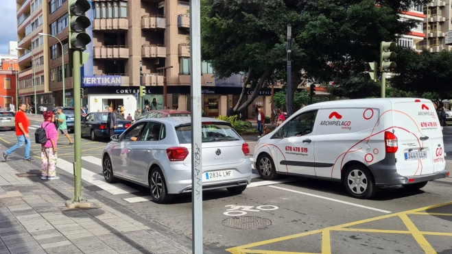 Los semáforos de la Avenida Mesa y López dejan de funcionar / CEDIDA