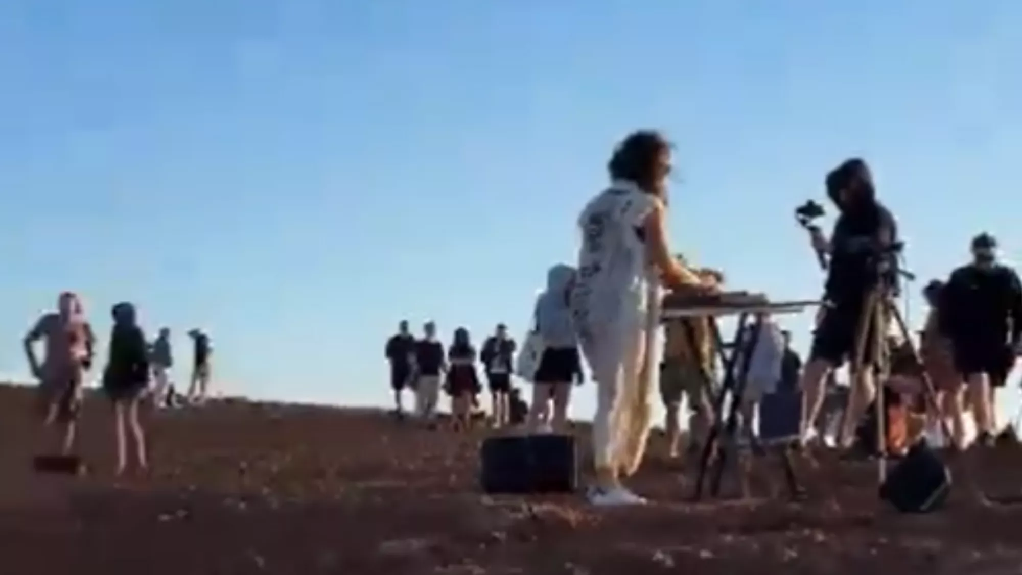 Captura de uno de los vídeos de la rave en La Oliva. / VIDEOS PUBLICADOS