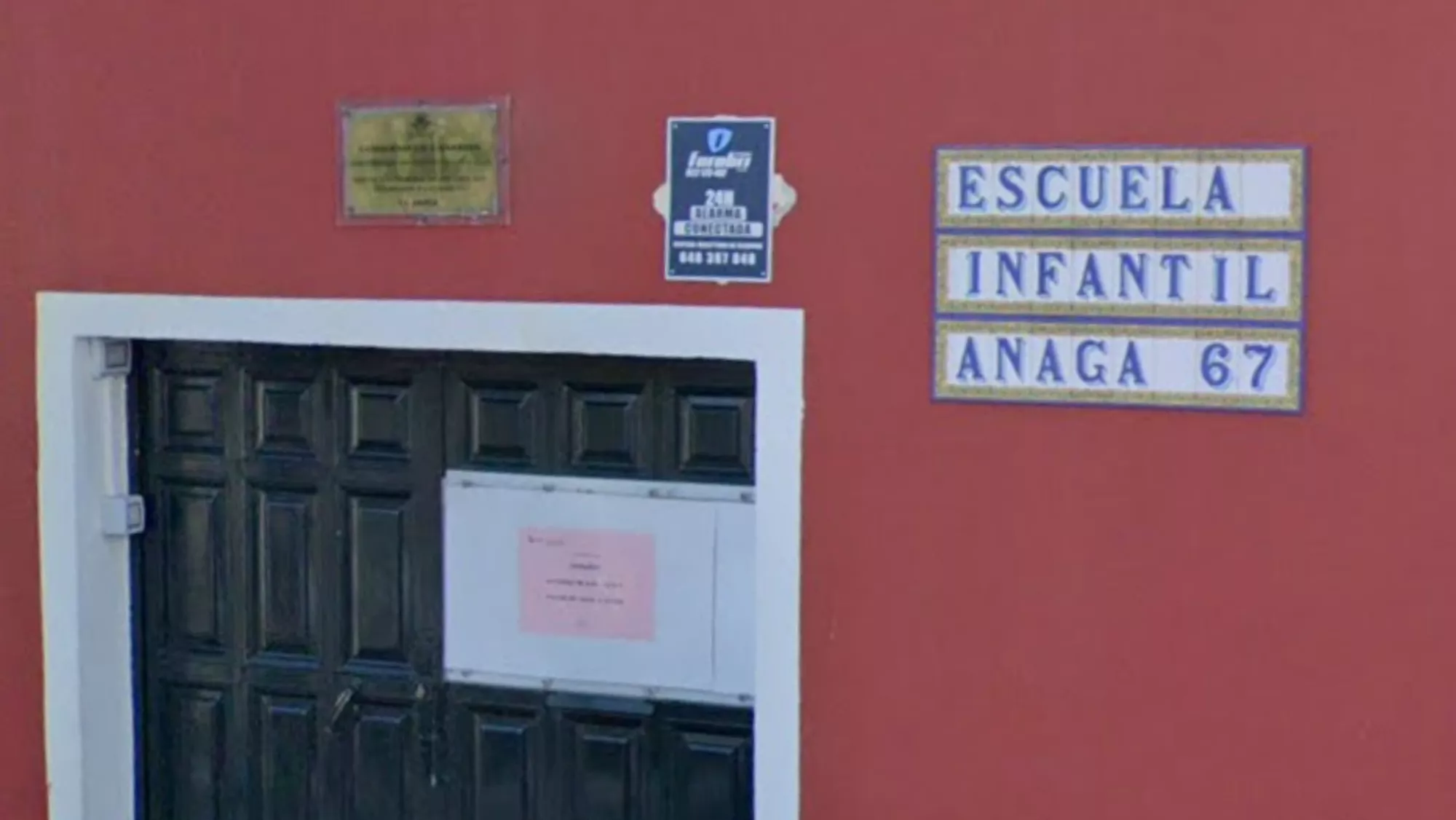 Puerta de la Escuela Infantil Anaga. / GOOGLE MAPS