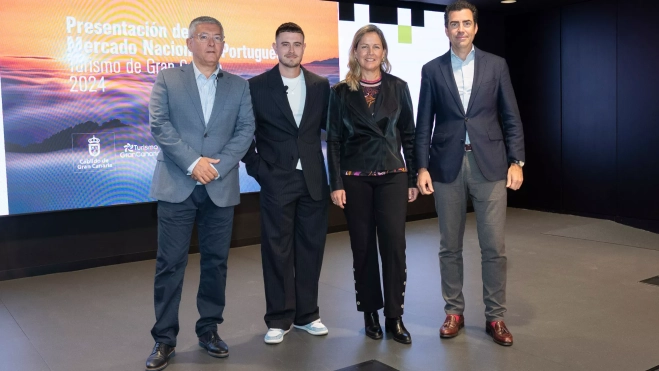 De izquierda a derecha Valentín González, Francis Ajeno, Pino León y Pablo Llinares / TURISMO DE GRAN CANARIA