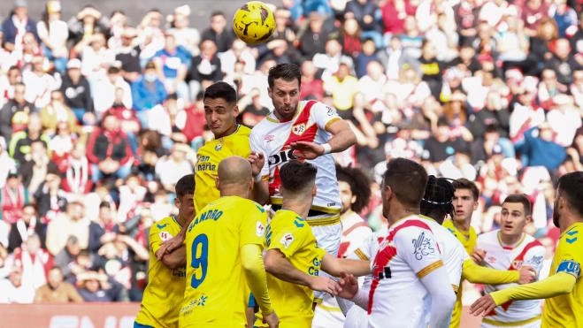 Rayo Vallecano vs Las Palmas / EFE - RODRIGO JIMÉNEZ 