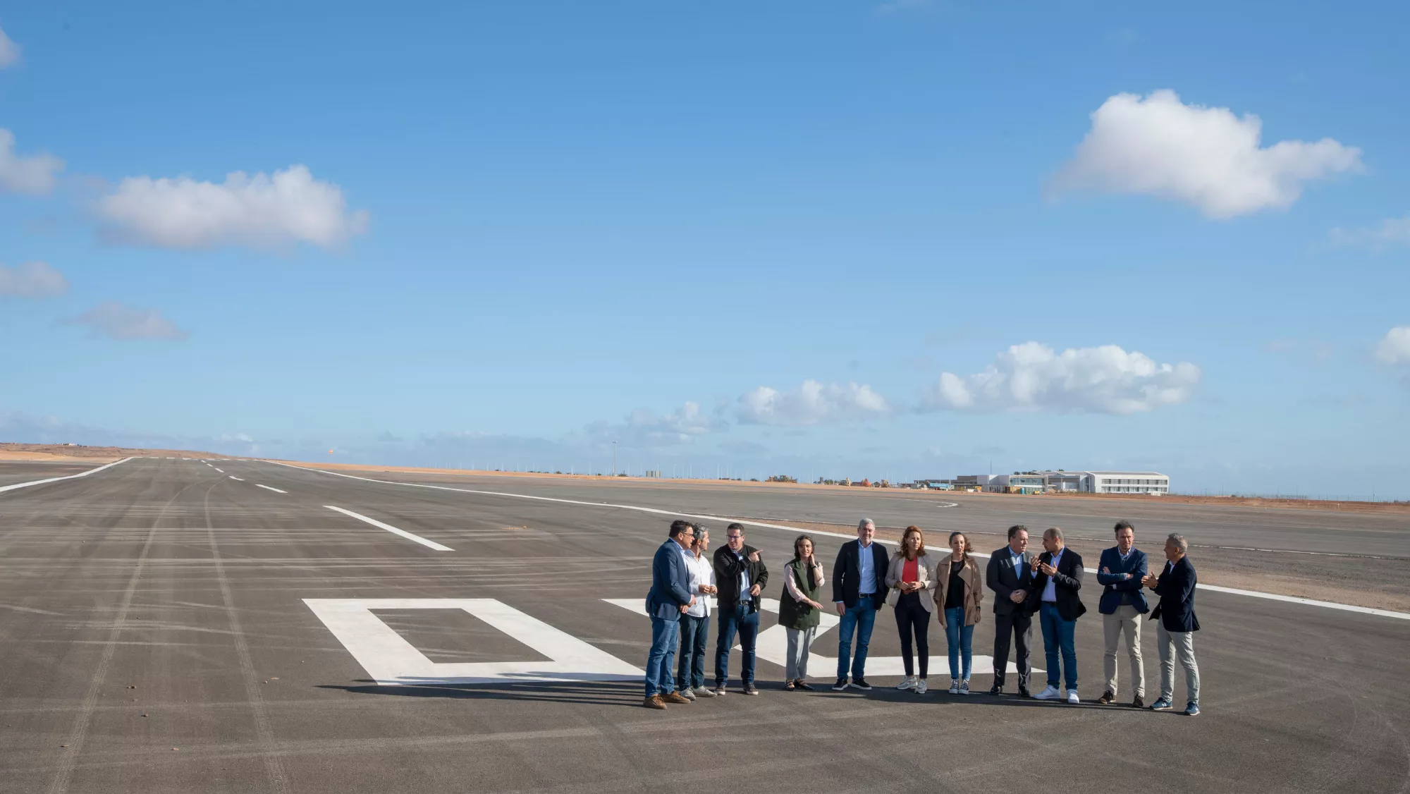 La mayor plataforma de aeronaves no tripuladas de España estará en Fuerteventura / EFE - CARLOS DE SAÁ