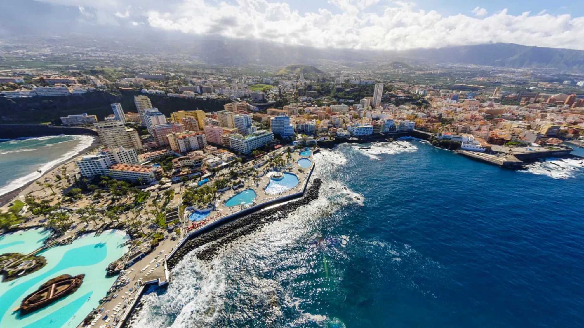 Panorámica turística de Puerto de La Cruz / ASHOTEL