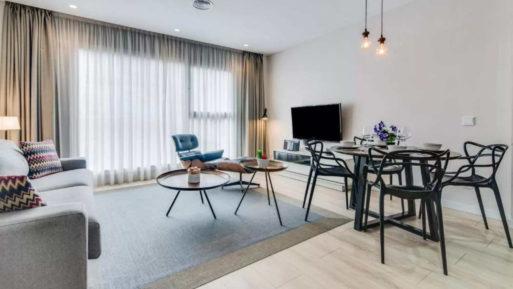 Habitación del Smart Las Palmas Apartments, pertenenciente a SmartRental Group./ BOOKING