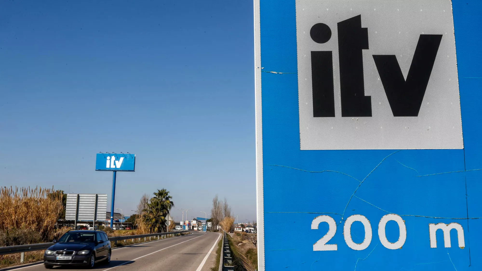 Un cartel que señaliza la ITV / EFE