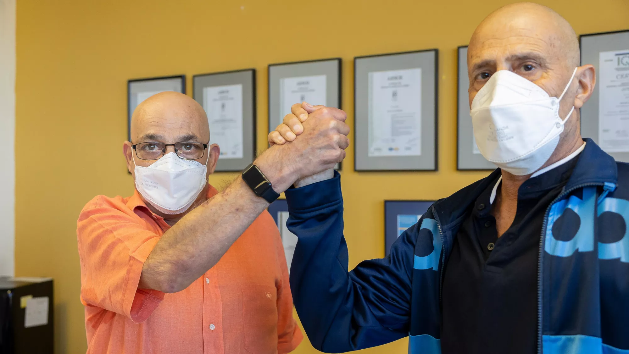 Antonio Guedes (i) y Pablo Santana (d), trasplantados de pulmón / EFE