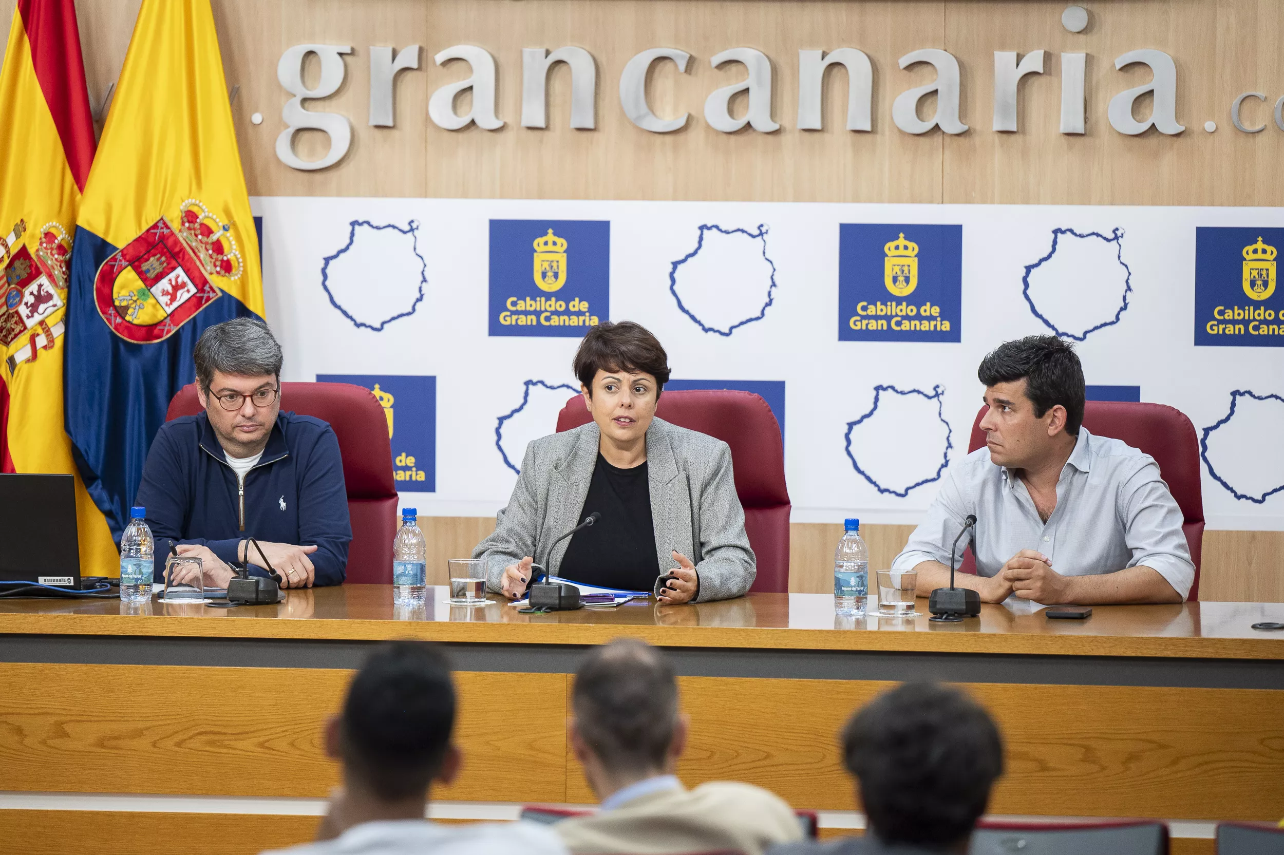 Reunión con tiendas La Molina y diseñadores de Gran Canaria Moda Cálida. / CABILDO DE GRAN CANARIA