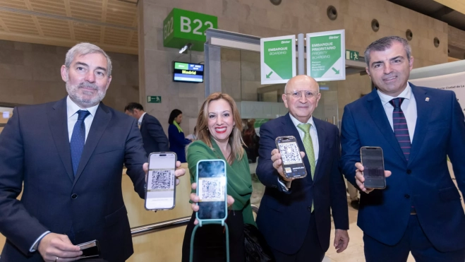 Fernando Clavijo, Rosa Dávila, Rodolfo Núñez y Manuel Domínguez / BINTER Fernando Clavijo, Rosa Dávila, Rodolfo Núñez y Manuel Domínguez / BINTER