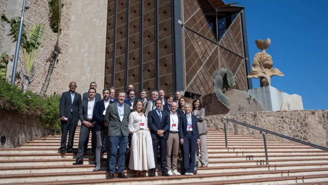 II edición del Congreso Internacional de Cáncer de Pulmón / PALACIO DE CONGRESOS II edición del Congreso Internacional de Cáncer de Pulmón / PALACIO DE CONGRESOS