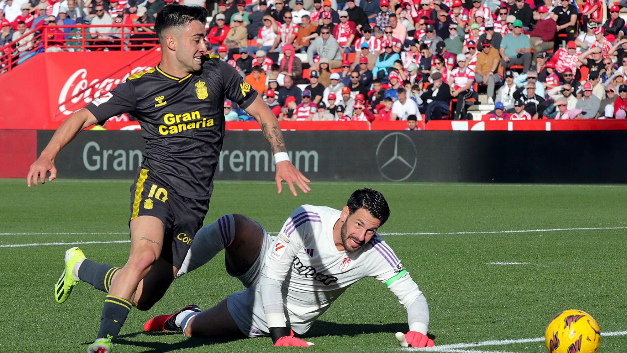 Crónica UD Las Palmas - CF Granada / EFE