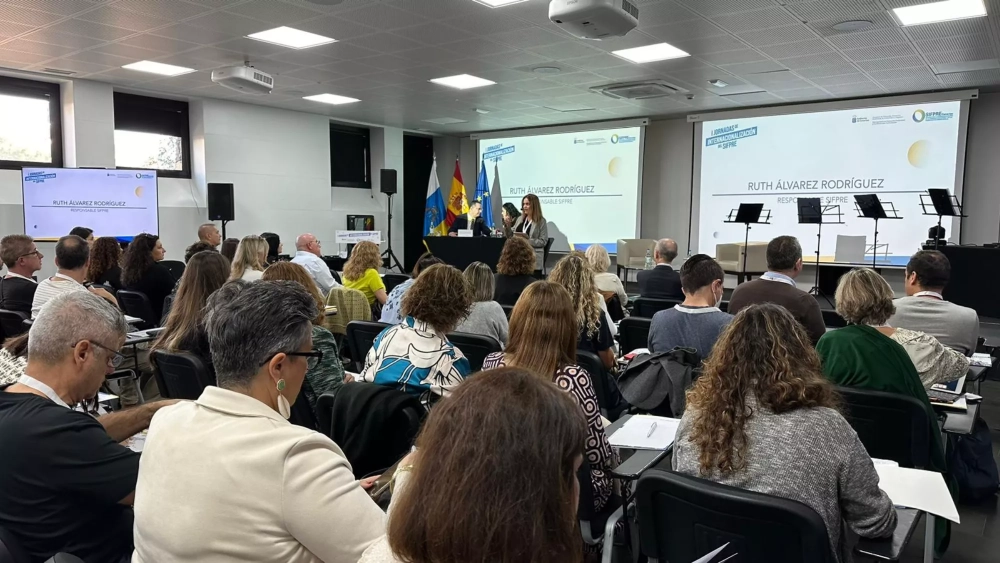 Primeras jornadas del Servicio de Internacionalización para la Formación Profesional y Enseñanzas de Régimen Especial celebradas en el Hotel Escuela de Santa Cruz de Tenerife./ CEDIDA Primeras jornadas del Servicio de Internacionalización para la Formación Profesional y Enseñanzas de Régimen Especial celebradas en el Hotel Escuela de Santa Cruz de Tenerife./ CEDIDA