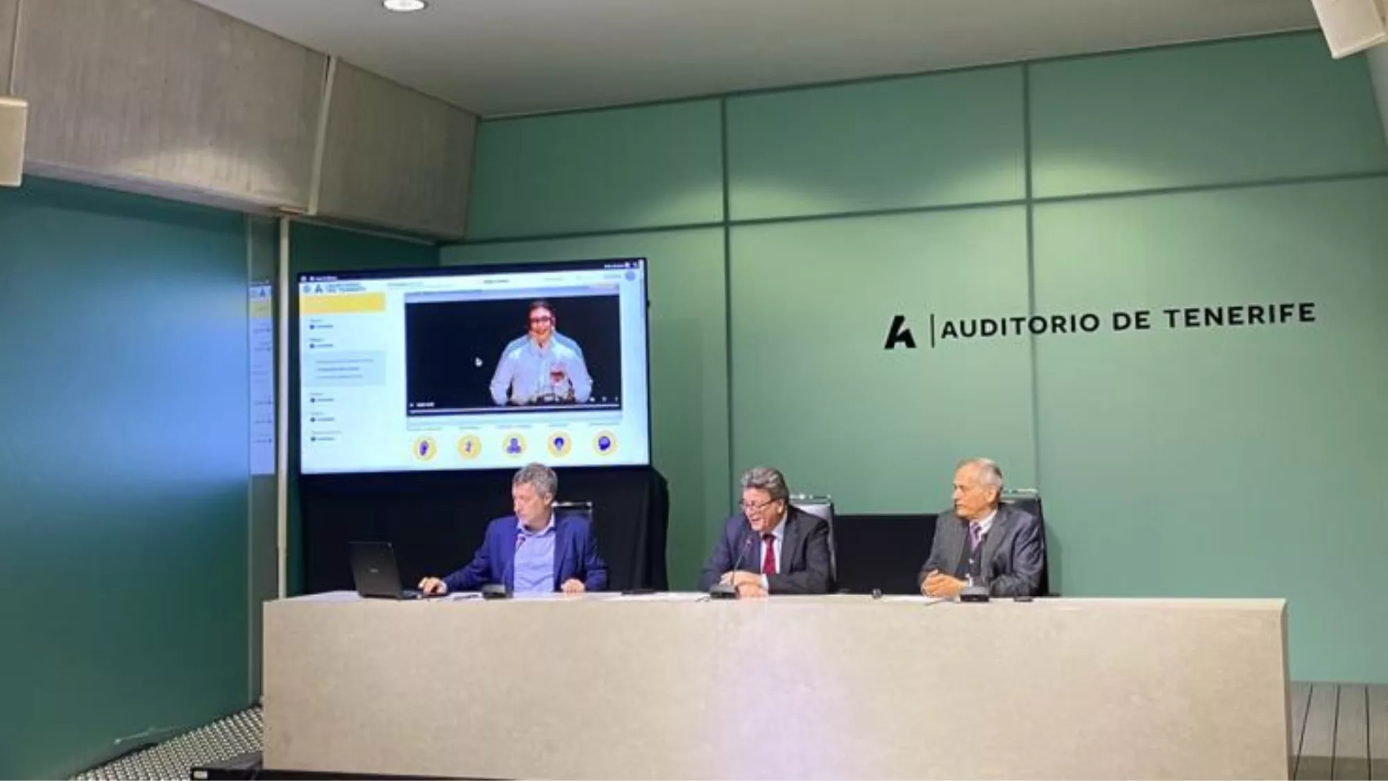 Presentación de 'Caja de Música'. / ATLÁNTICO HOY - ALBA MARICHAL